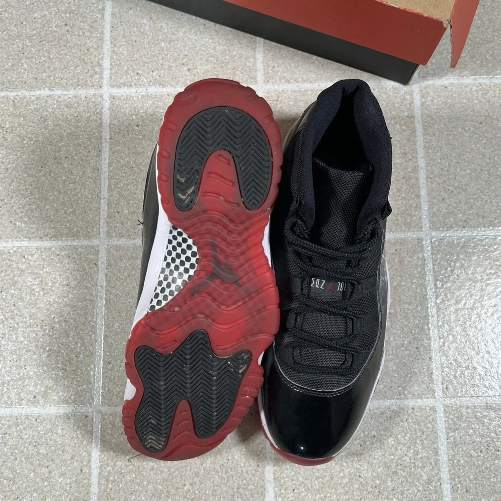 Jordan 11 Retro High Bred 2019 Size 11 Pre-Owned 378037-061 Black Red - Picture 6 of 10
